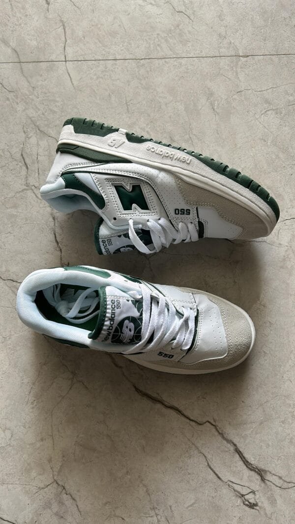 NEW BALANCE 550 Series