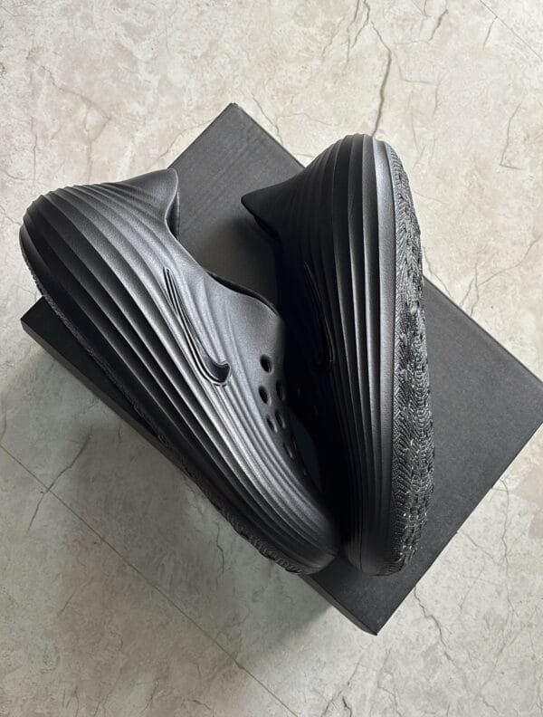 NIKE ReactX Rejuven 8 Clogs