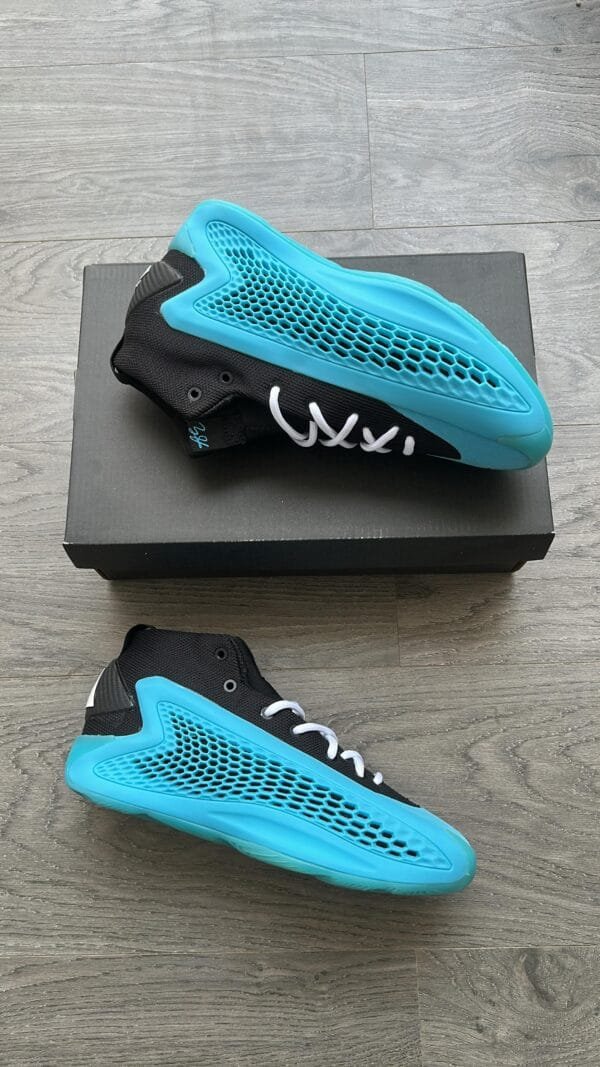 ADIDAS A.E 1
