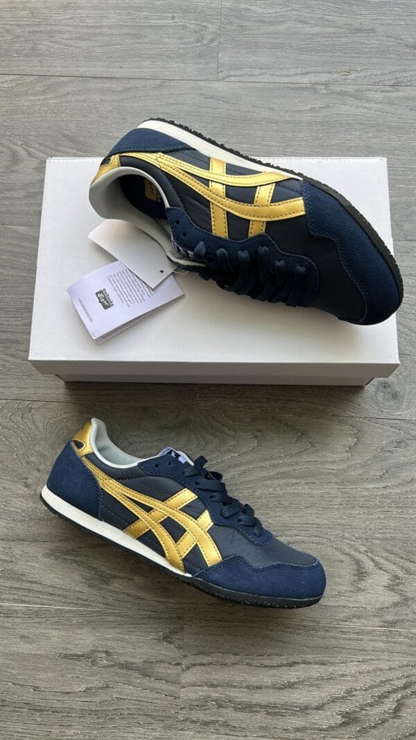 ONITSUKA TIGER Serrano