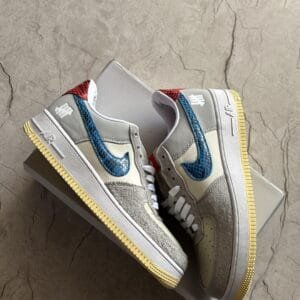 NIKE AirForce One Suede Customs