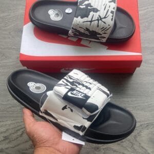 NIKE Off Court Adjust Slides