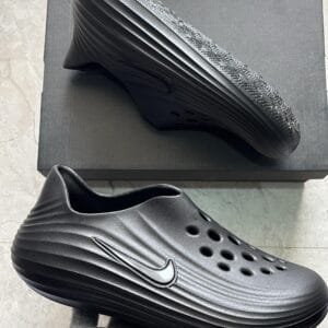 NIKE ReactX Rejuven 8 Clogs