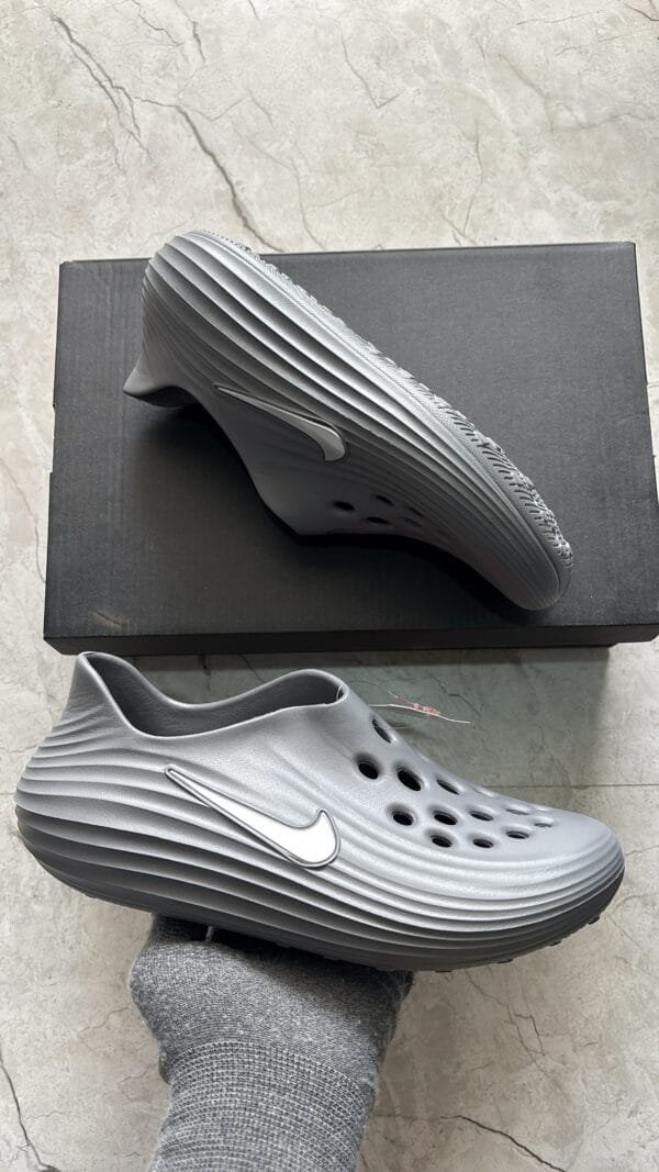 NIKE ReactX Rejuven 8 Clogs