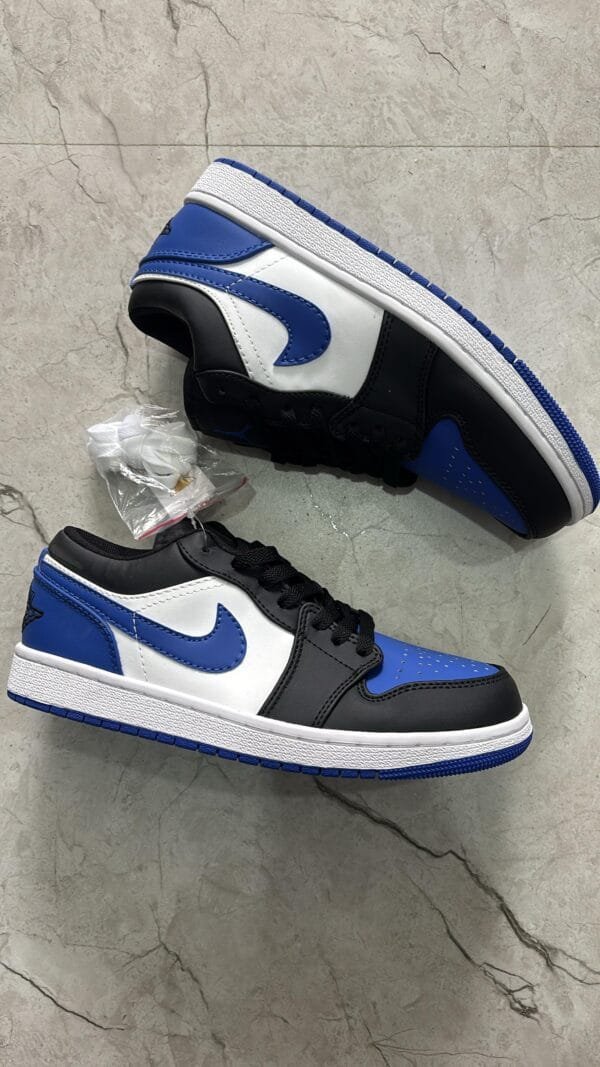 AIR JORDAN One Low Alternate Royal Toe