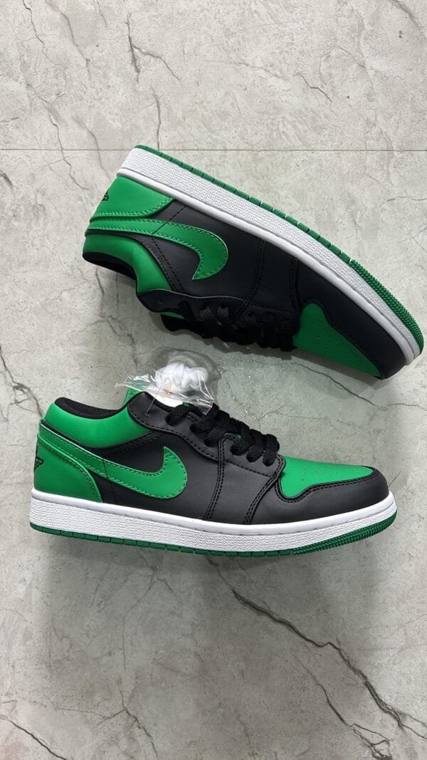 AIR JORDAN One Low Lucky Green