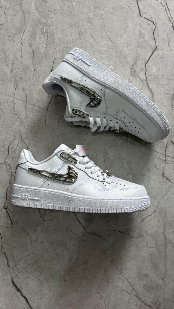 NIKE AirForce One Molten Metal Chrome Limited Edition