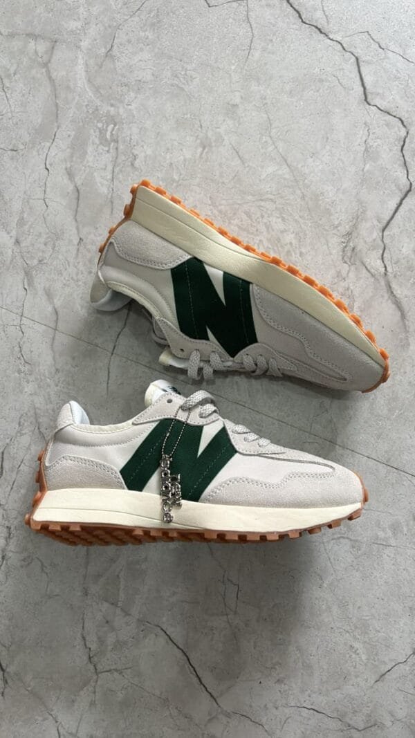NEW BALANCE 327