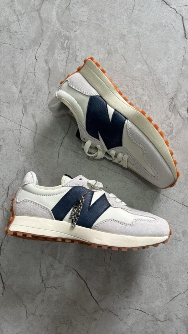 NEW BALANCE 327